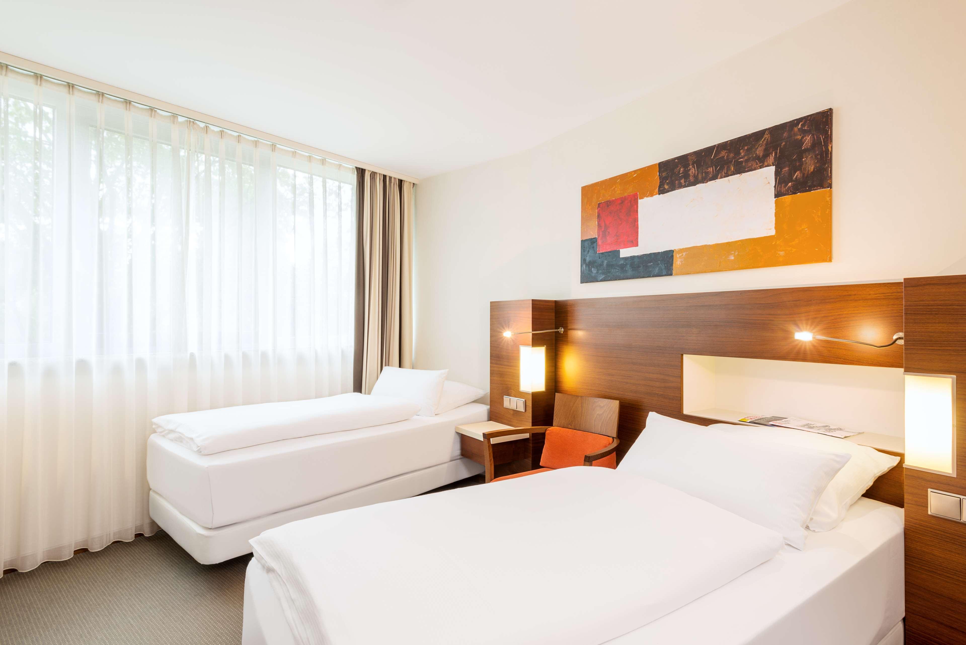 Nh Frankfurt Niederrad Hotel Frankfurt am Main Eksteriør billede