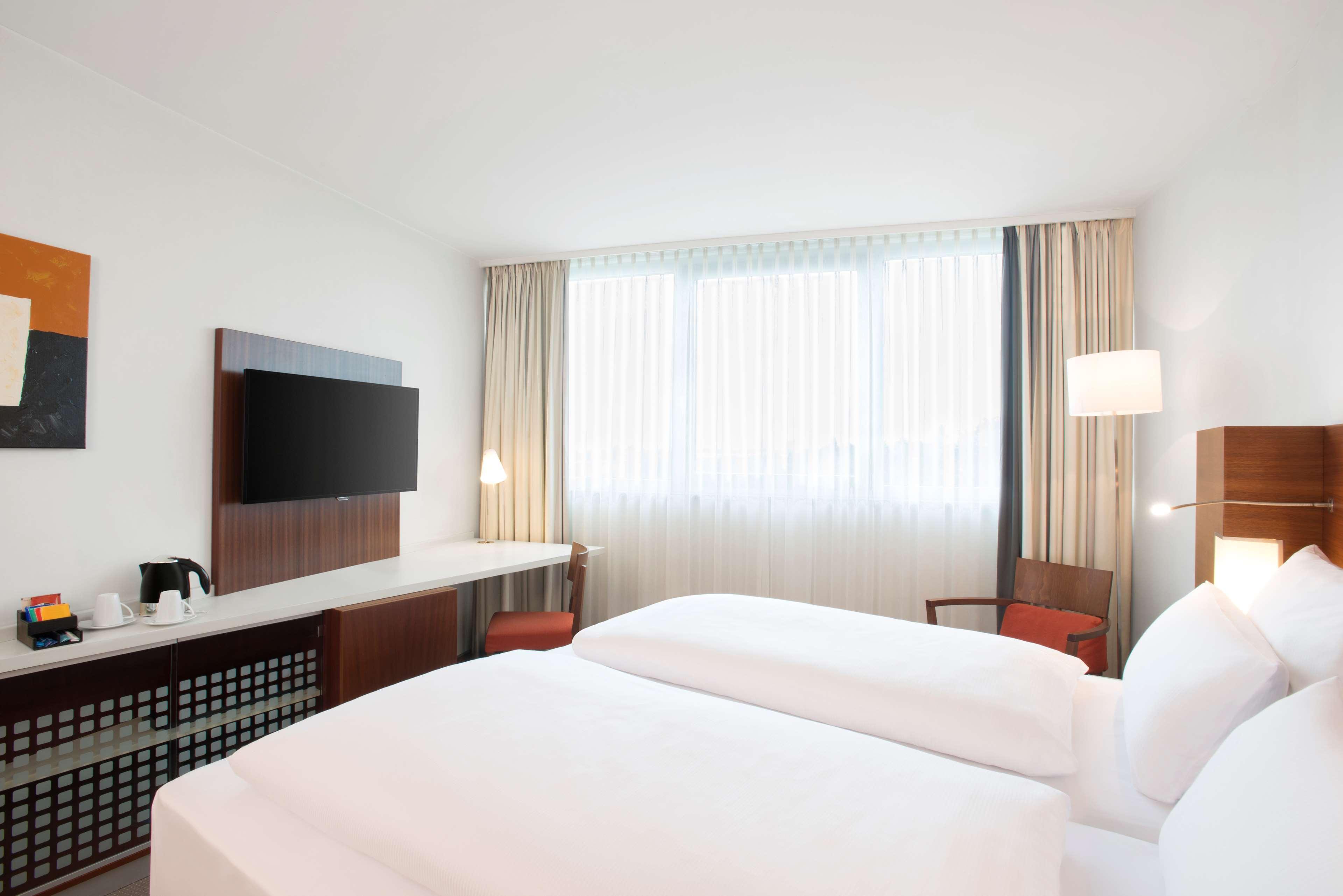 Nh Frankfurt Niederrad Hotel Frankfurt am Main Eksteriør billede
