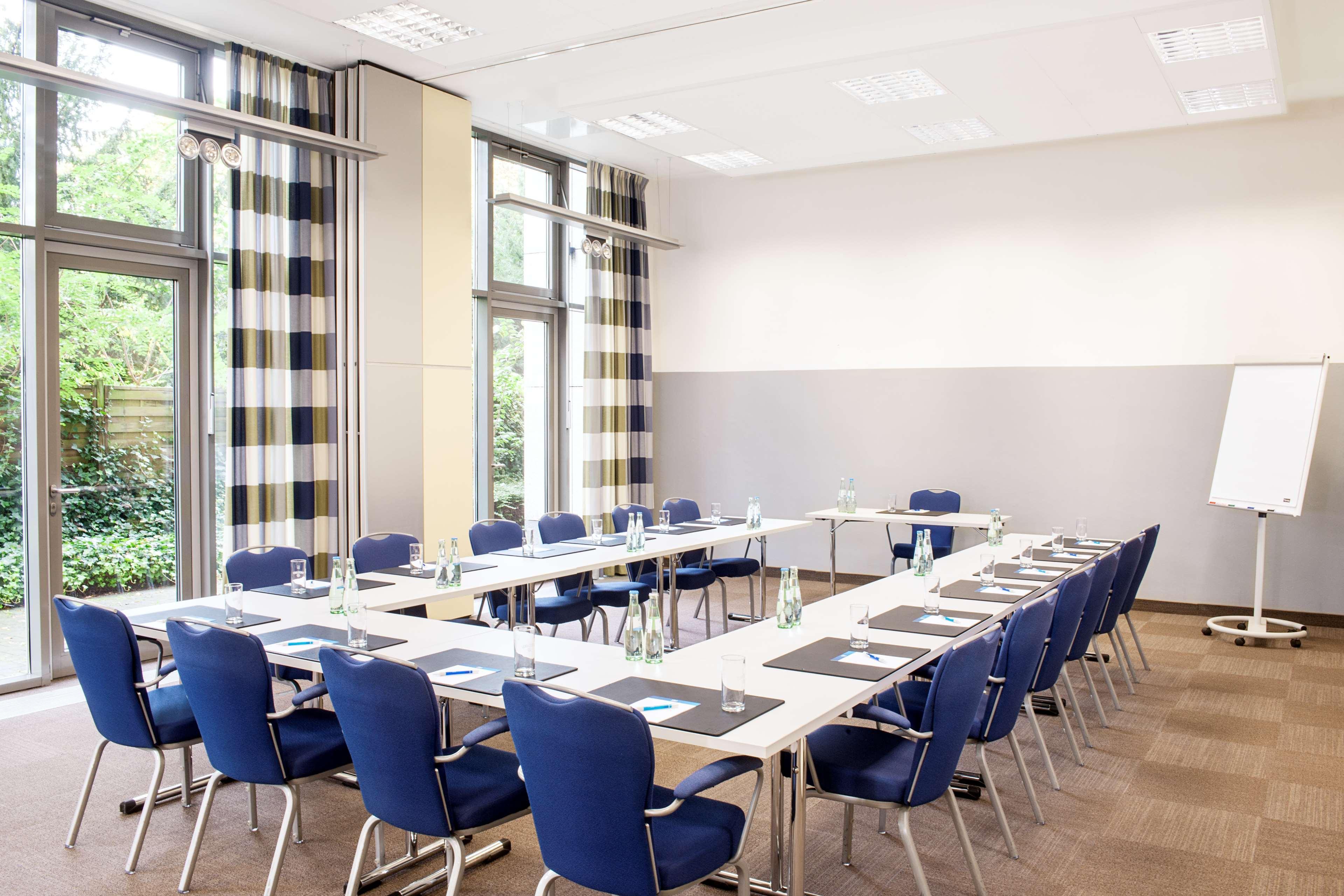 Nh Frankfurt Niederrad Hotel Frankfurt am Main Eksteriør billede