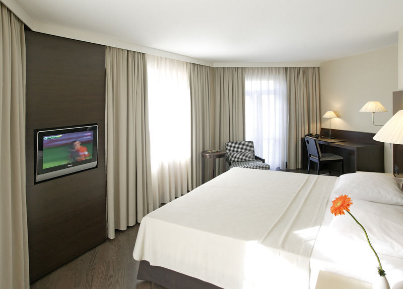 Nh Frankfurt Niederrad Hotel Frankfurt am Main Eksteriør billede