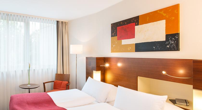 Nh Frankfurt Niederrad Hotel Frankfurt am Main Eksteriør billede