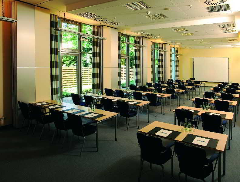 Nh Frankfurt Niederrad Hotel Frankfurt am Main Eksteriør billede