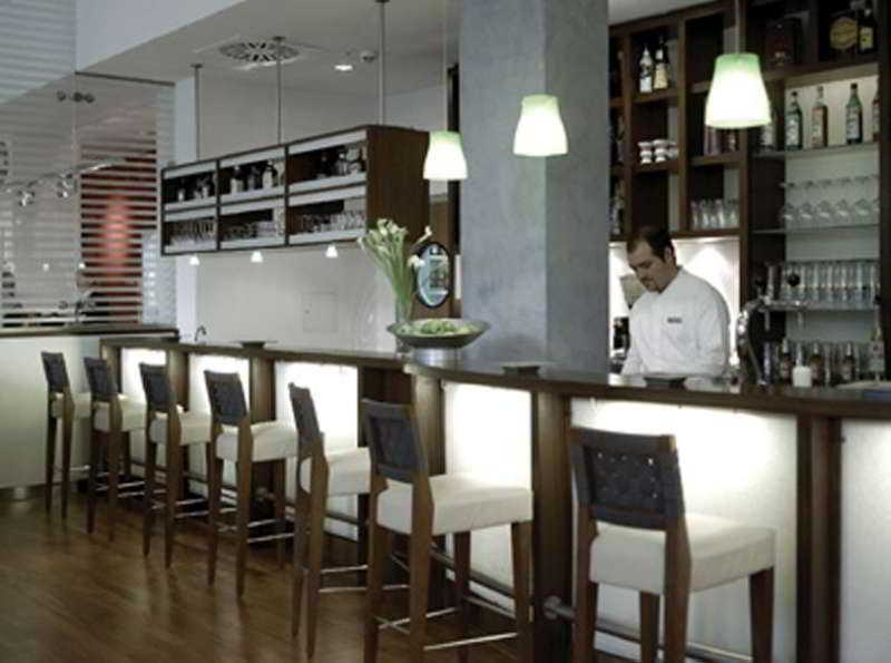 Nh Frankfurt Niederrad Hotel Frankfurt am Main Eksteriør billede